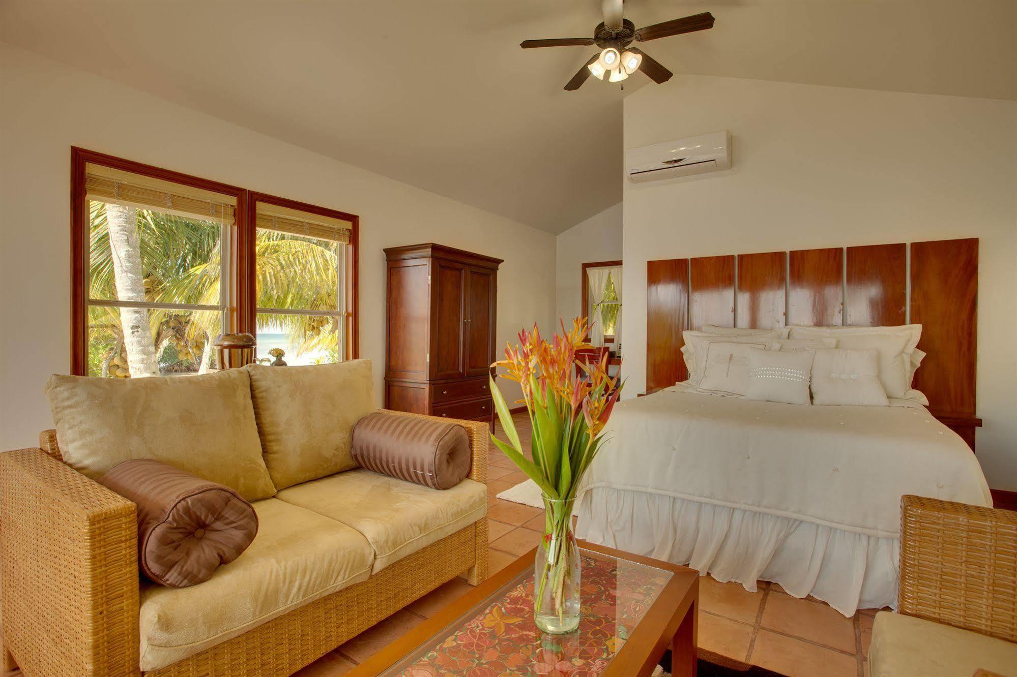 Hatchet Caye Island Resort (Adults Only) Placencia Exterior foto